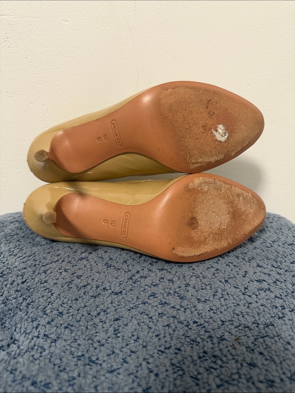 Coach Women's Beige Patent Leather Pumps - Picture 8 of 11